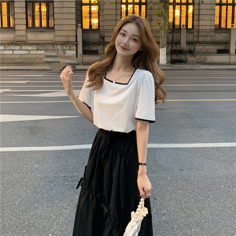 Áo Thun Tay Ngắn Cổ Vuông Màu Sắc Đơn Giản Phong Cách Hàn Quốc