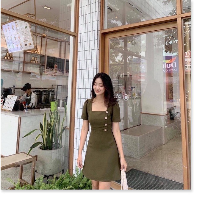 ĐẦM SUÔNG NỮ PHỐI NÚT CỔ VUÔNG TAY LỠ MẪU MÃ TRẺ TRUNG DỄ MẶC CỰC XINH