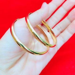 Vòng cặp 2 chiếc khoá bấm phụ kiện cô dâu