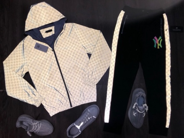 Áo gió phản quang hot