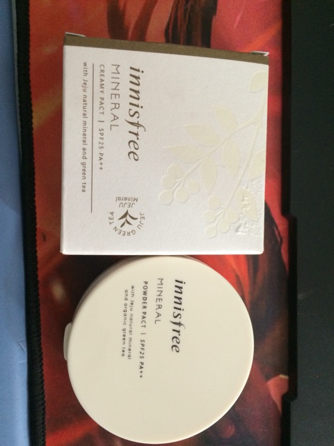 Phấn phủ Innisfree mineral ultrafine pact SPF25 PA++