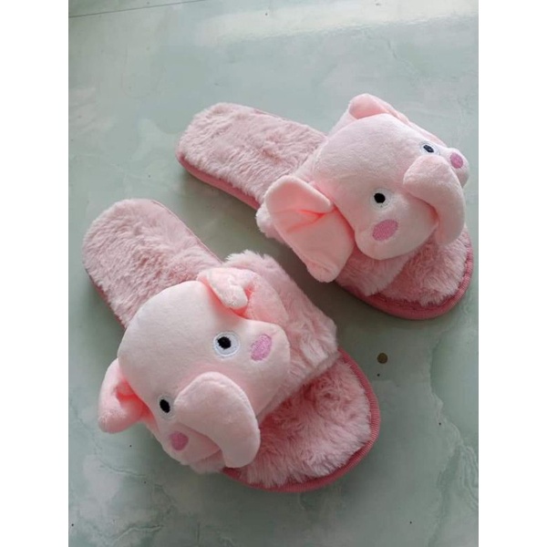 Dép mang trong nhà cao cấp.