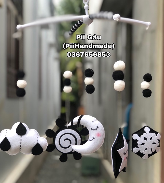 🎁 KÈM TÊN🎁  TREO NÔI ĐEN TRẮNG CHO BÉ SƠ SINH