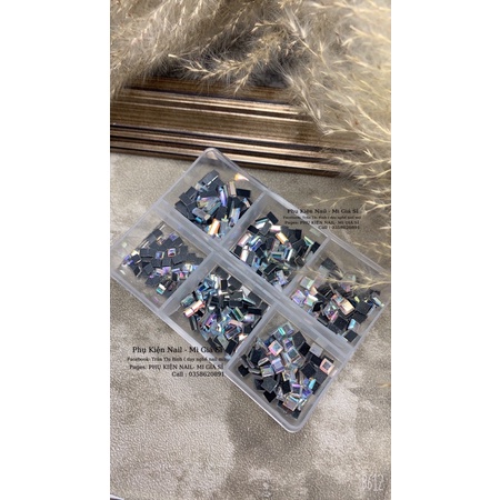 Đá vuông gắn móng tay