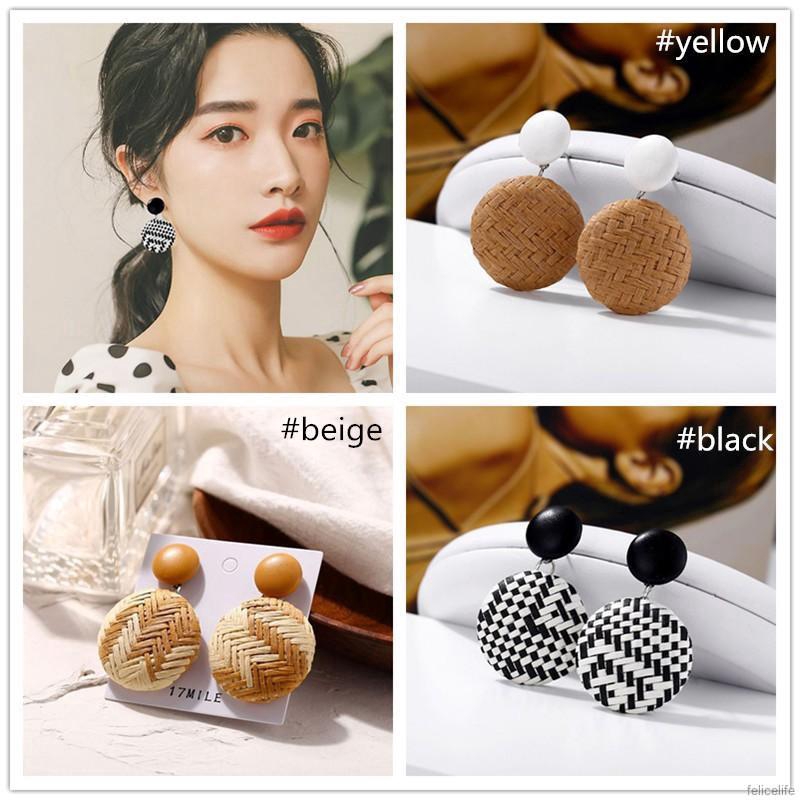 Cặp khuyên tai nữ hình tròn thời trang Hàn Quốc