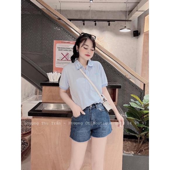 ÁO POLO XANH THÊU CÁ SẤU CỔ IN CHỮ CHO NỮ