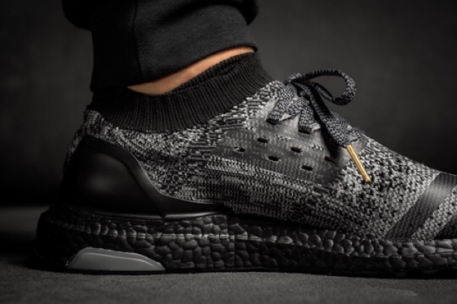 Giầy thể thao nam Ultra Boost Uncaged