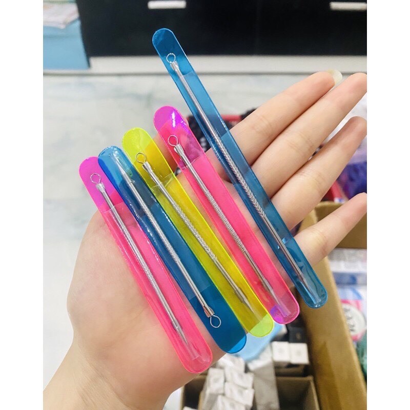 CÂY NẶN MỤN 2 ĐẦU TIỆN LỢI