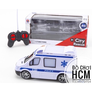 Đồ chơi xe cứu thương điều khiển từ xa dành cho bé thích học làm bác sĩ