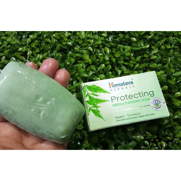 Xà phòng giảm mụn lưng Himalaya Neem và nghệ tây - Soap loại bỏ mụn lưng và cơ thể himalaya