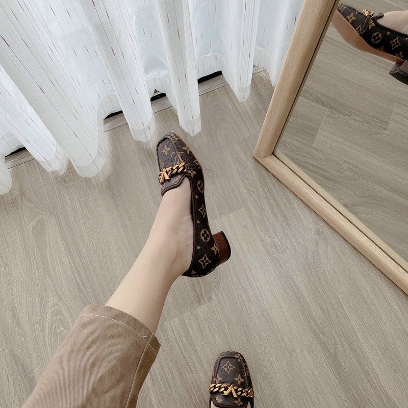 Giày cao gót 5cm da mềm Giày moca lười lv nữ mũi vuông tag khoá V (fullbox Bill túi )