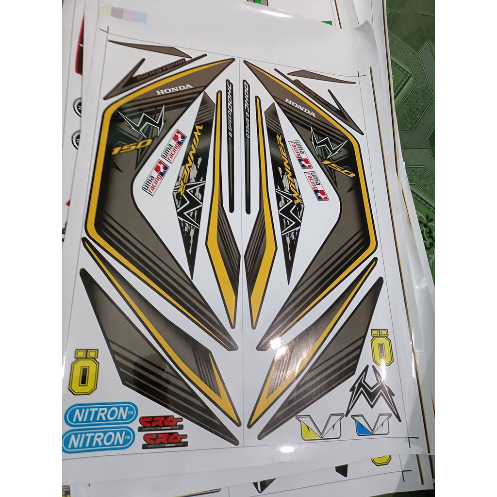 Tem rời winner V1 đen chỉ vàng