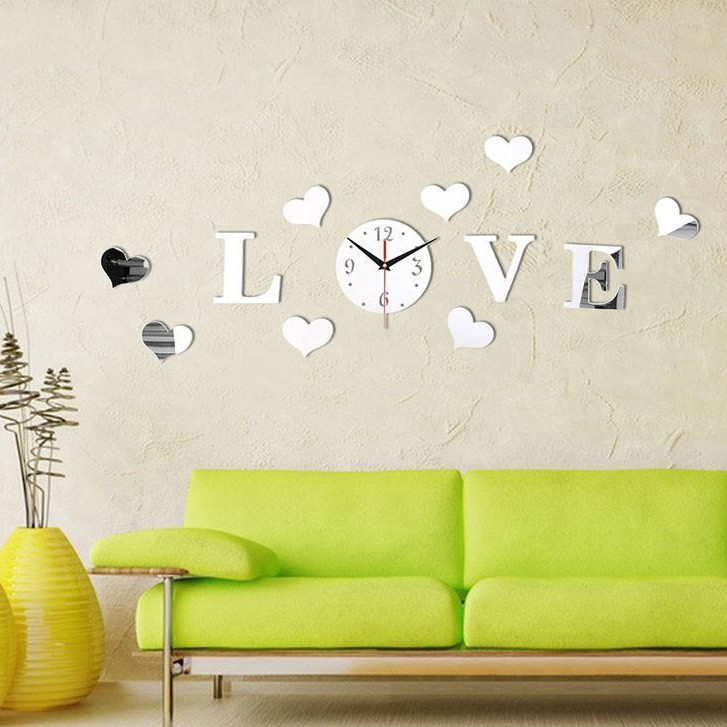 Đồng hồ treo tường Acrylic mặt gương kiểu chữ "LOVE" 3D