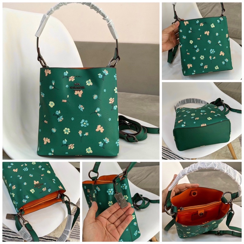 Túi C0ach Town Bucket 22 công sở thanh lịch