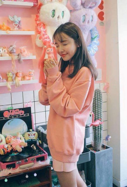 Sweater trơn hồng ruốc tay dài