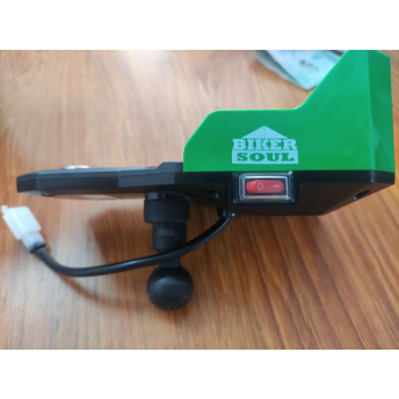 Giá đỡ điện thoại hít nam châm Magfit Pro  Bikersoul