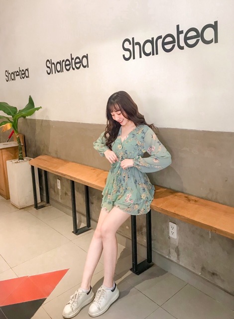 JUMPSUIT HOA TẦNG CỔ V CỘT EO