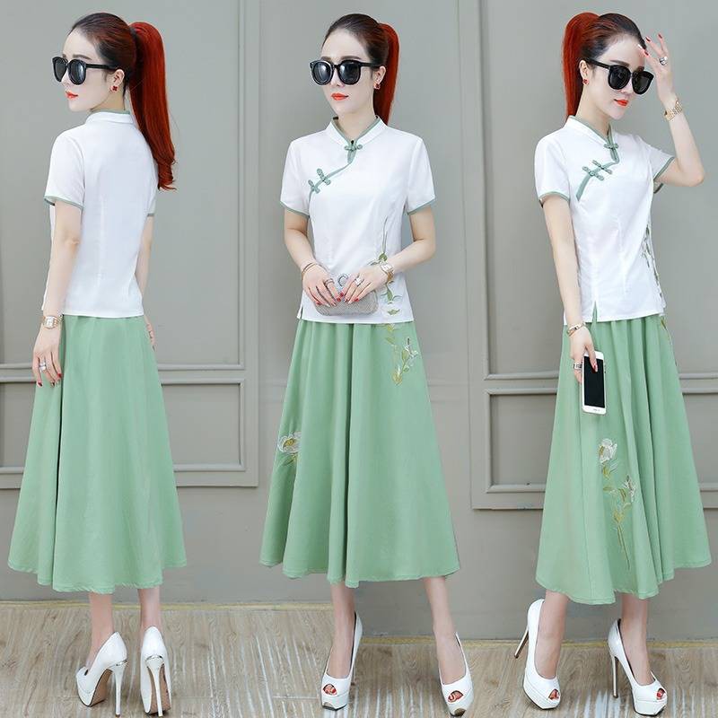 Sườn xám ăn mặc retro kiểu mới xẻ tà