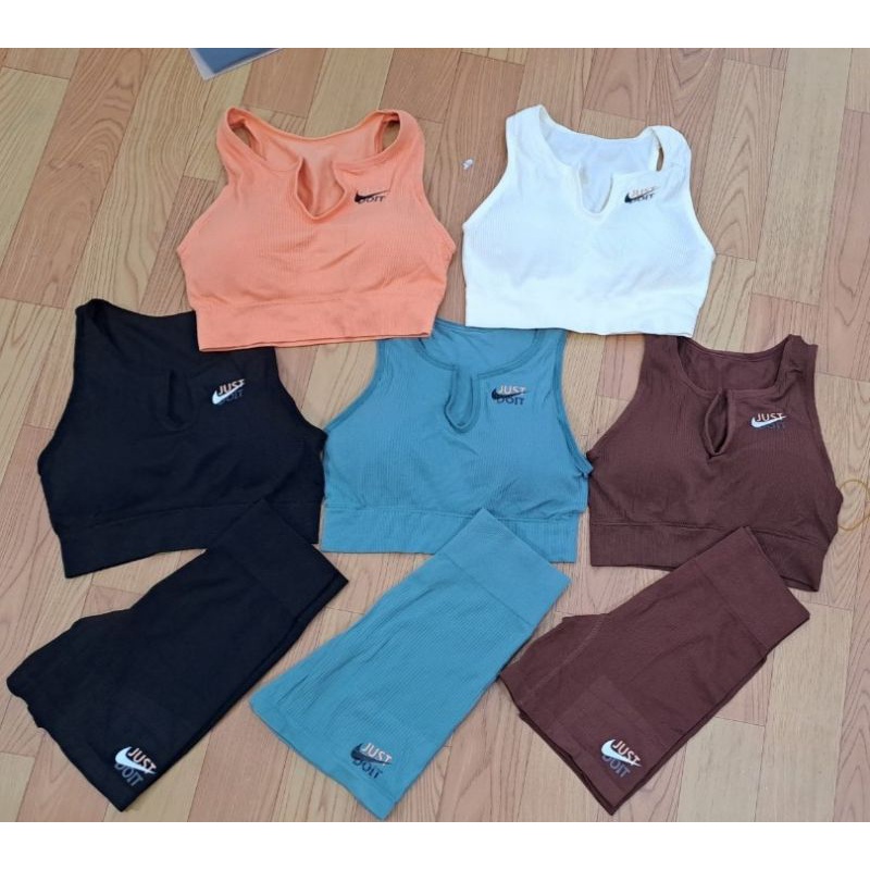 bộ quần áo tập gym yoga nữ bộ đùi (kèm mút)