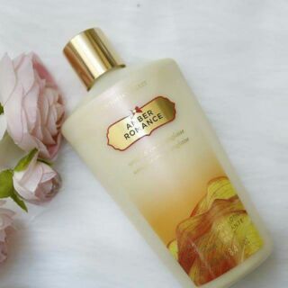Kem dưỡng thể victoria's secret amber romance