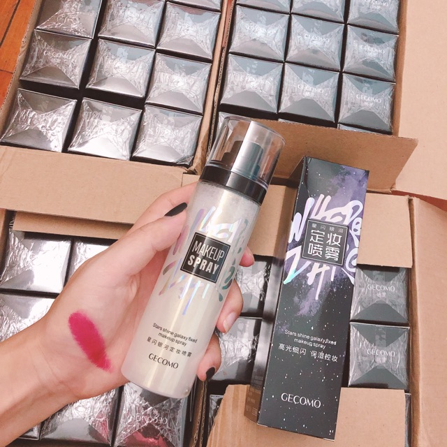 XỊT MAKEUP SPRAY GECOMO khoá lớp trang điểm