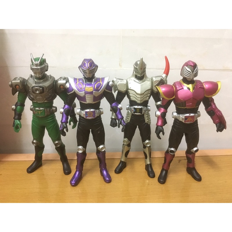 Đồ chơi Soft vinyl Mô hình nhựa dẻo siêu nhân phi long Hiệp sĩ mặt nạ Kamen rider Ryuki Dragon Knight