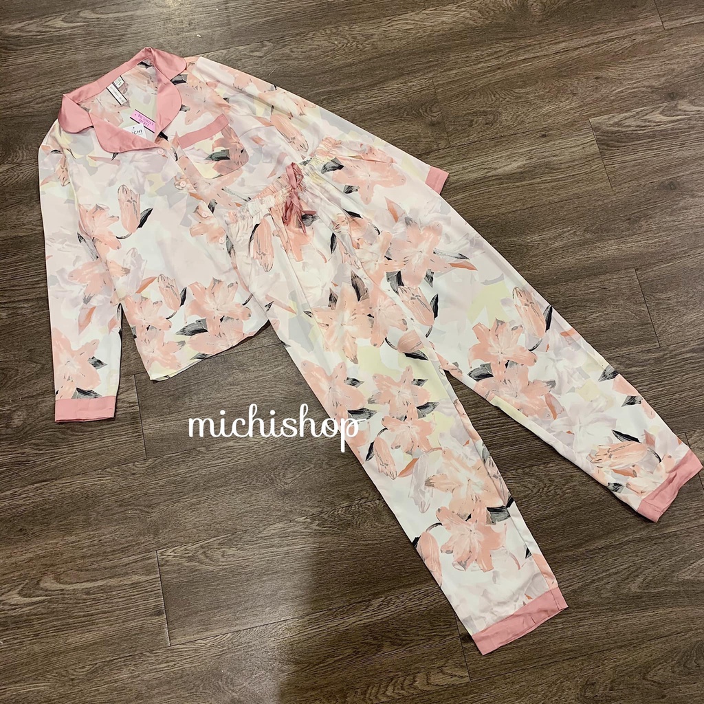 Set pyjama lụa dài tay hoa-83A06