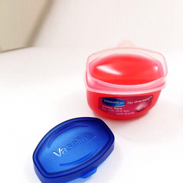 ❤️ Son dưỡng môi Vaseline Rosy Lips ❤  Xuất xứ: USA