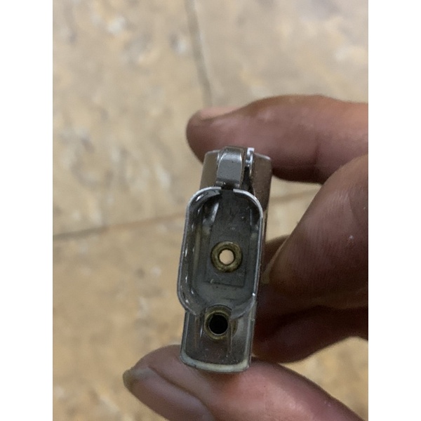 Lưỡi gà chặt góc /lưỡi gà vuông zippo