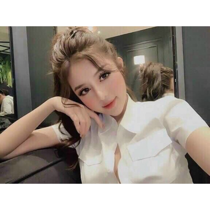 ÁO SƠ MI TRẮNG CỘC TAY TÚI NẮP MS10028