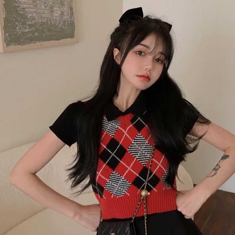 Áo dệt kim sát nách cổ chữ V đính đá phong cách retro cho nữ | BigBuy360 - bigbuy360.vn