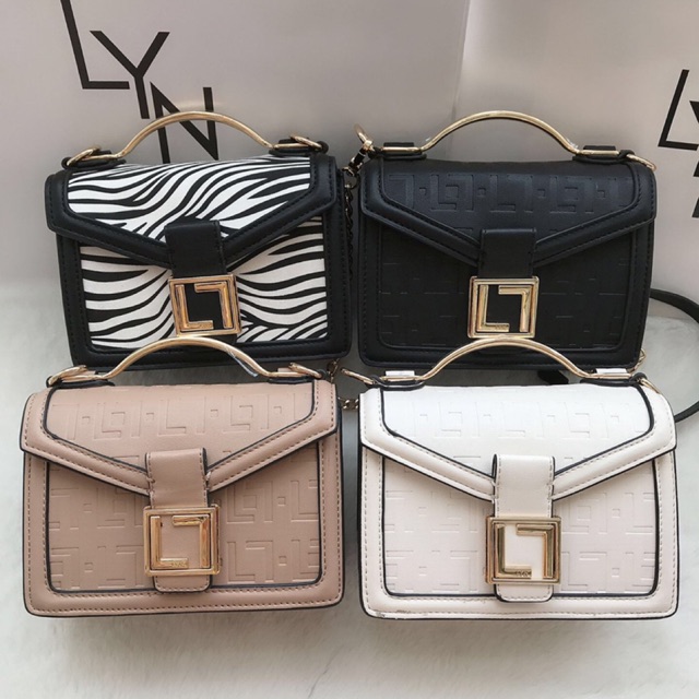 𝐓𝐮́𝐢 𝐋𝐲𝐧 cặp