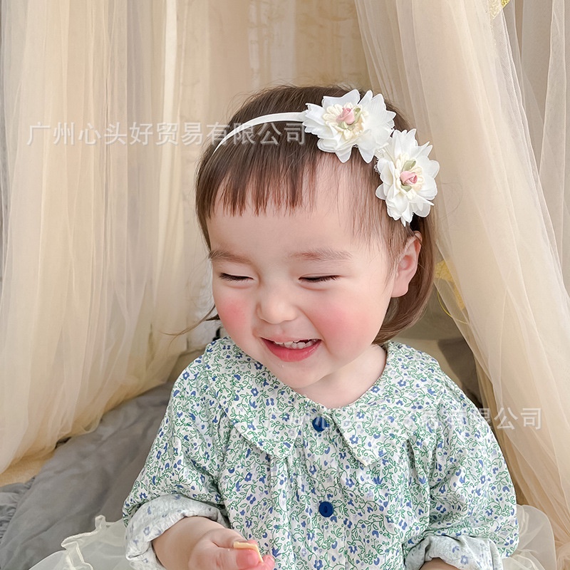 Băng đô hoa, nơ màu kem cho bé gái đáng yêu