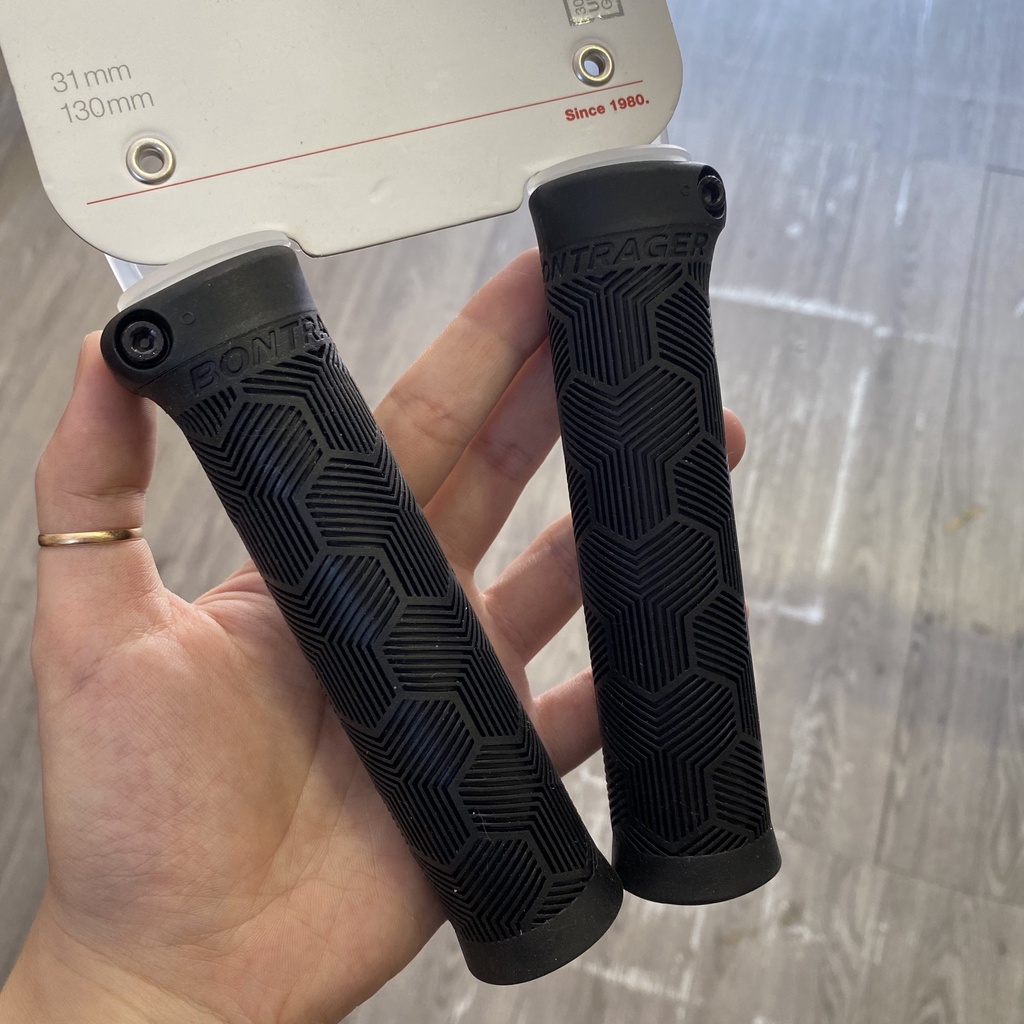 Đôi Tay Nắm Bontrager Chính Hãng Thay Cho Xe Trek