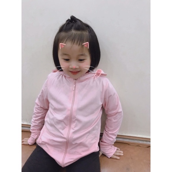 Áo nắng cho bé nữ và nam đều mặc siêu xinh chất liệu thông hơi thoáng mát siêu hót 2022 giúp tránh nắng hiệu quả.