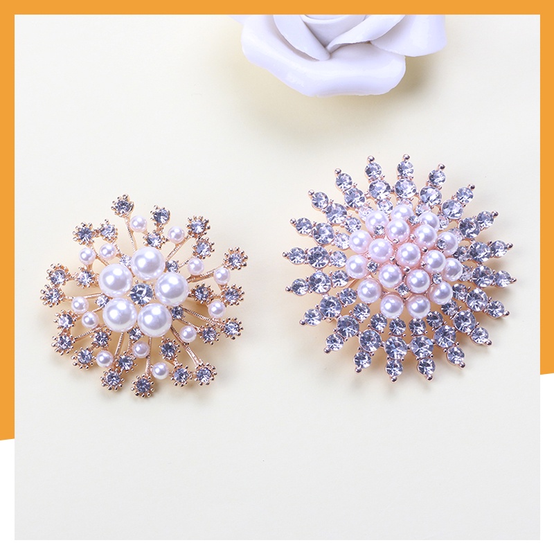 Ghim Cài Áo Hình Hoa Tuyết Đính Ngọc Trai Sang Trọng