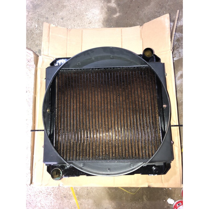 Sản phẩm gia đình làm: Két nước BJ1028 3 rãnh nhiệt cút nước trên phụ dưới lái thông số chi tiết xem phần mô tả