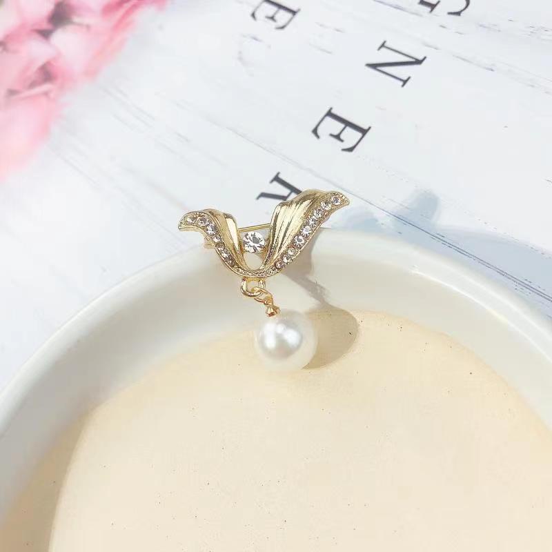 Ghim Cài Áo Đính Ngọc Trai Nhân Tạo Thời Trang Dành Cho Nữ