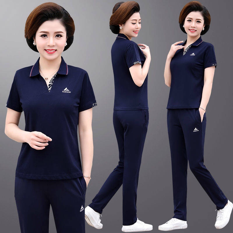 Bộ đồ thể thao ngắn tay thời trang mùa hè dành cho nữ 40-50 tuổi