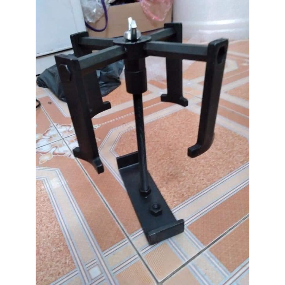 Vam tháo lò xo ly hợp hộp số tự động