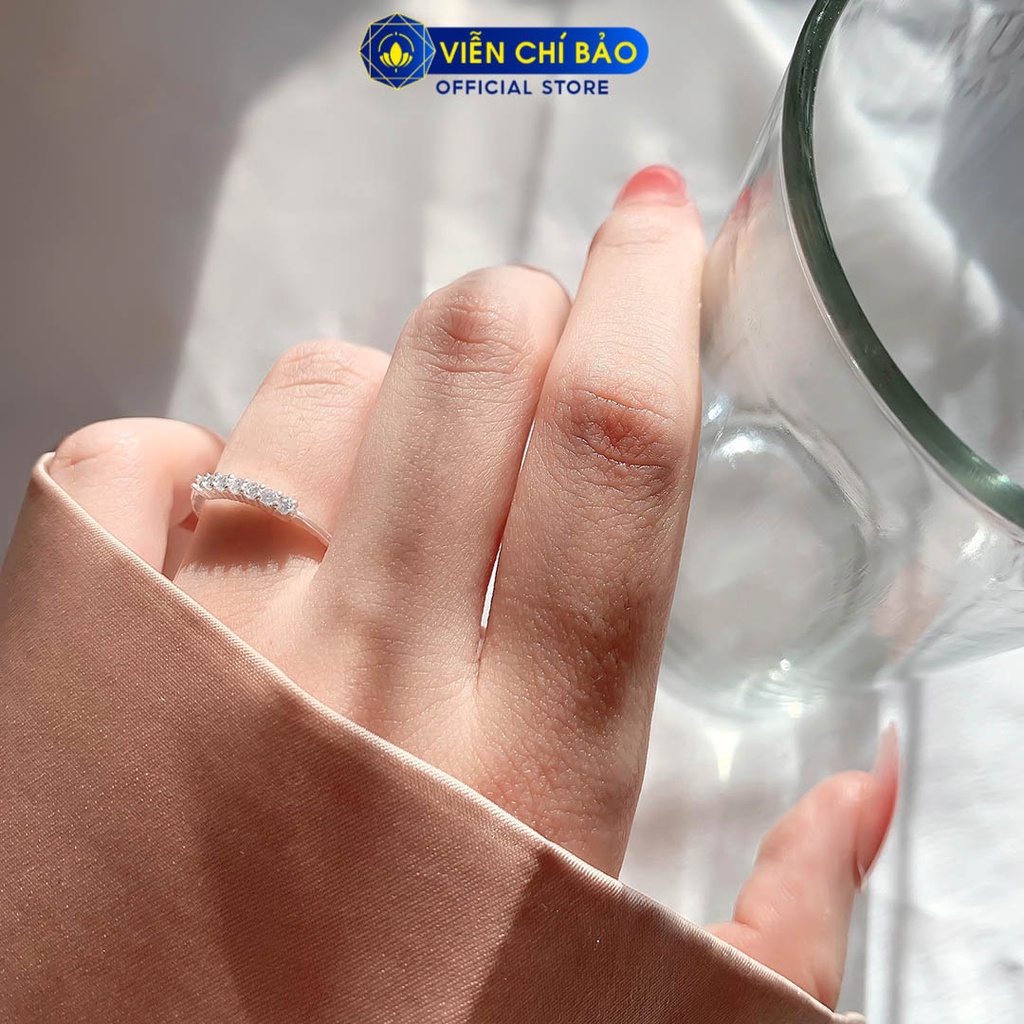 Nhẫn bạc nữ một dải đá chất liệu bạc 925 thời trang phụ kiện trang sức Viễn Chí Bảo N400853
