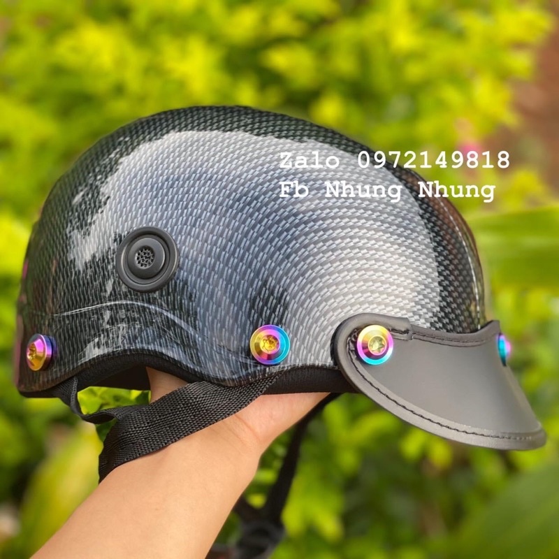 Nón bảo hiểm nhúng carbon bóng gắn full ốc titan gr5 bảy màu cacbon - hàng chính hãng