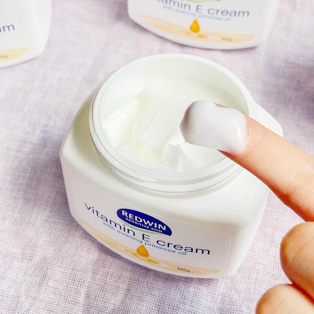 Kem dưỡng da Redwin Vitamin E Cream giúp da mền mịn trắng sáng 300g Úc - PHUONGANHOUSE