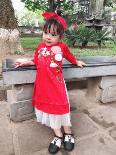 Áo dài cách tân cho bé gái