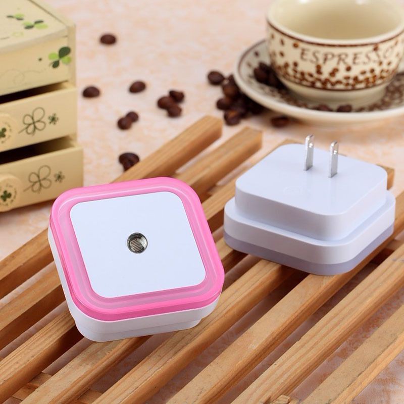 Đèn ngủ nhiều màu hình vuông,,,