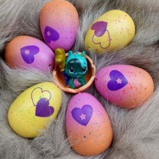 Thế giới sinh động cùng Hatchimals 4 mùa