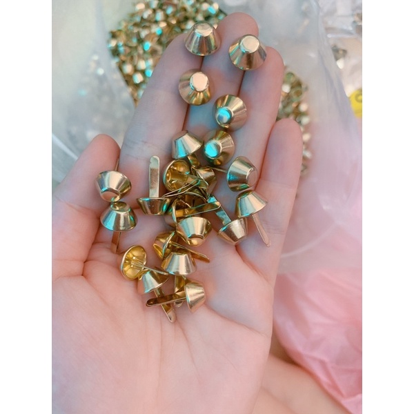 Các mẫu chân đế túi xách