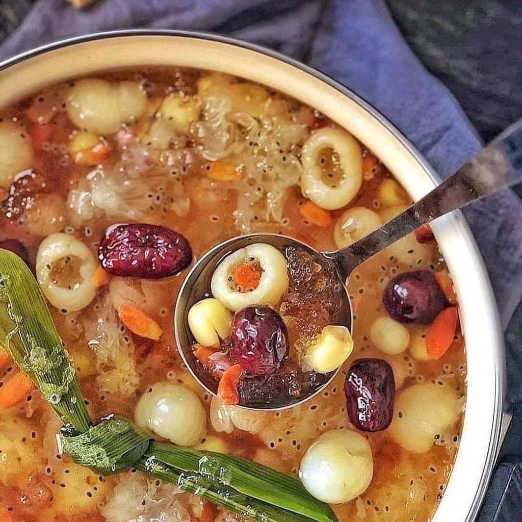 Chè dưỡng nhan tuyết yến 14 vị 500gr nấu được 25-30 chén