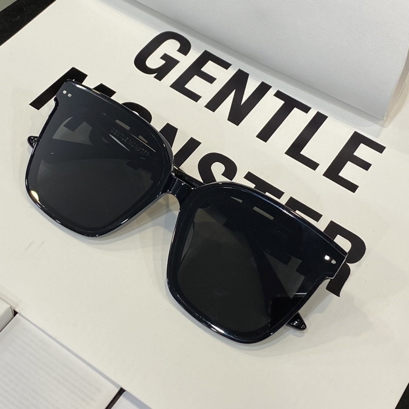 Kính mát GENTLE MONSTER LOCELL 01 cao cấp,thiết kế phong cách hàn quốc trẻ trung,dành cho nam nữ.Chống UV400,siêu bền
