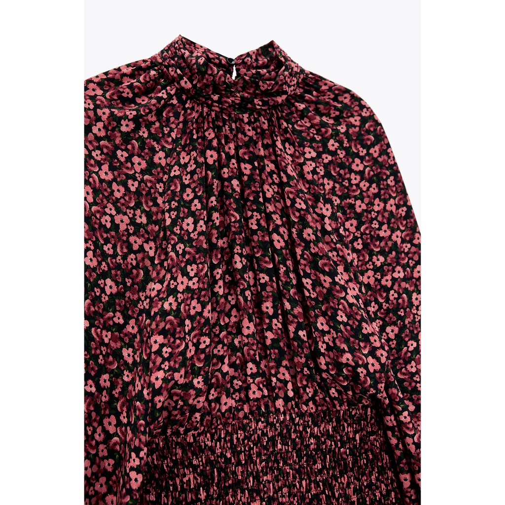 Váy Zara họa tiết Auth